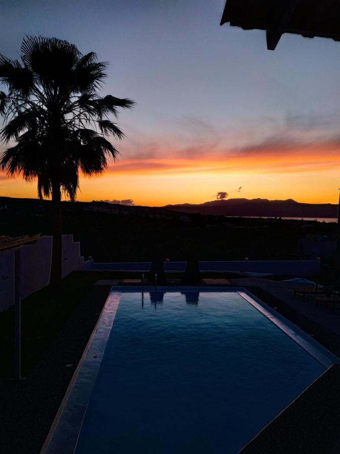 Villa Oia Maleme Exteriör bild